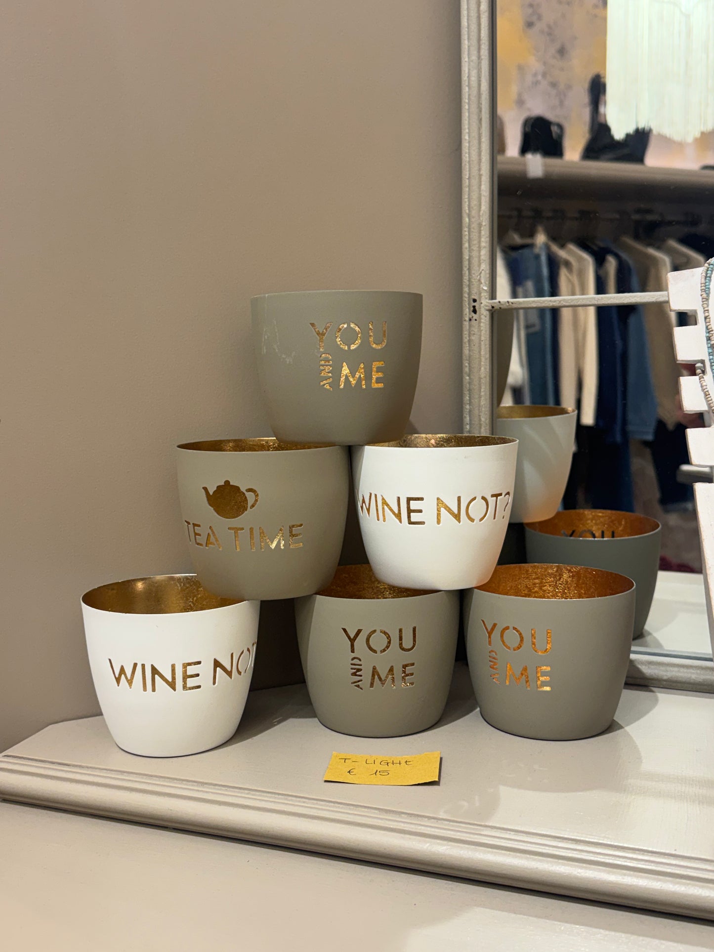 Porta candela T-light con interno dorato