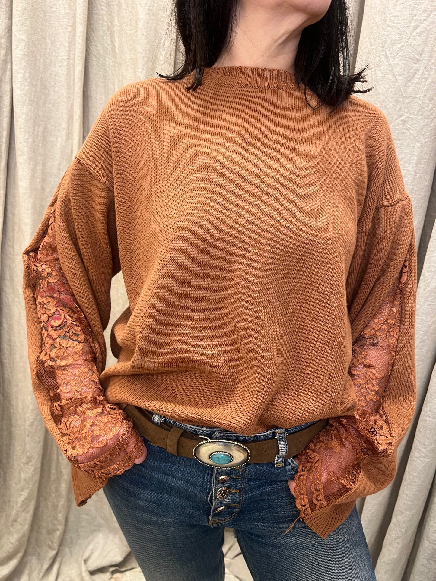 VICOLO Maglia con inserti in pizzo