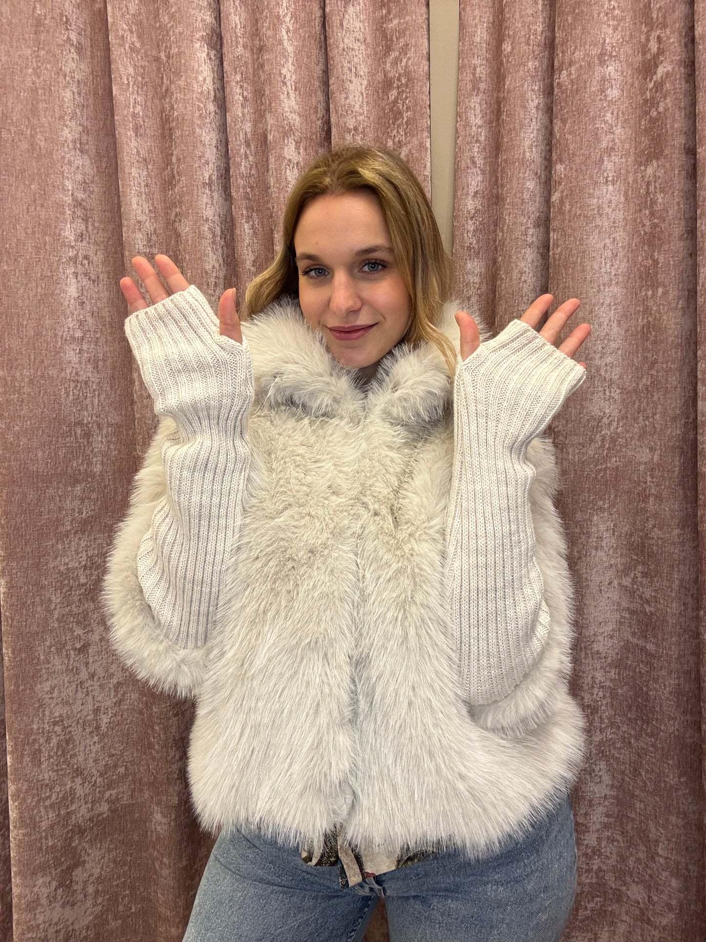 Eco pelliccia con manica a tre quarti