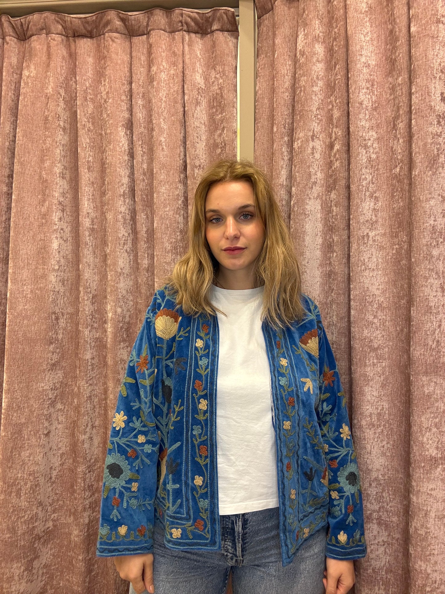 Giacche in velluto ricamato