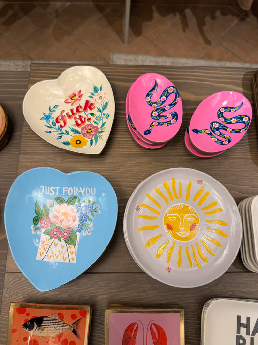 Piattini decorativi in legno dipinti a mano