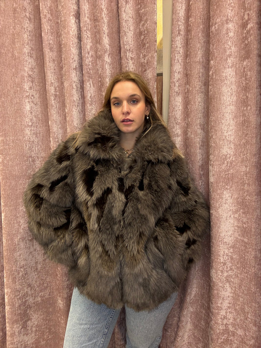 Eco pelliccia maculata grigio e beige