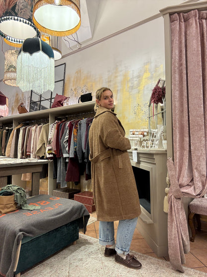 Cappotto doppiopetto cammello