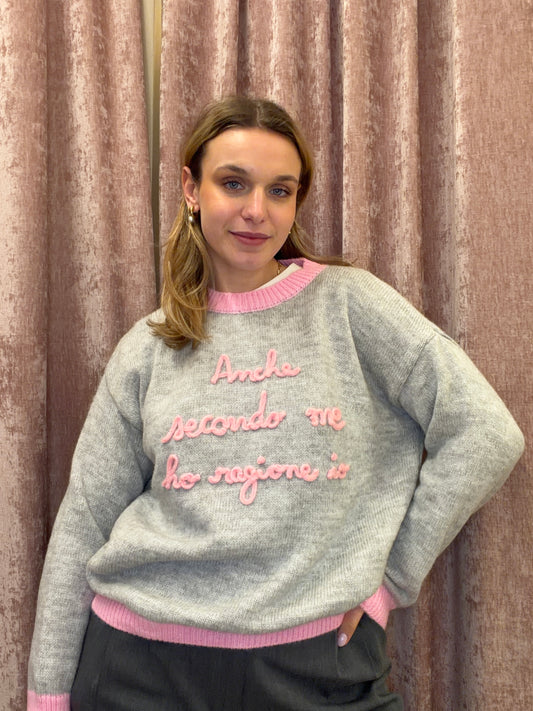 Maglione con ricamo